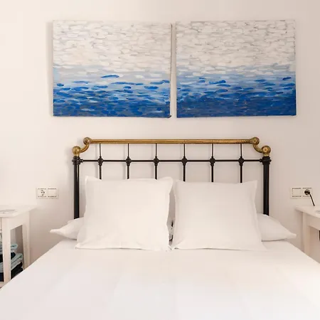 Entre Dos Aguas * Granada